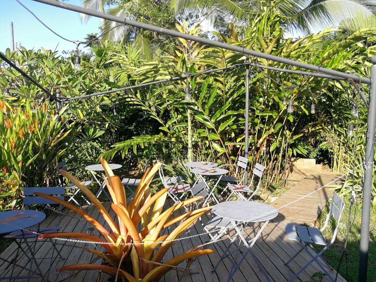 Secret Garden Hotel Cahuita Exterior photo
